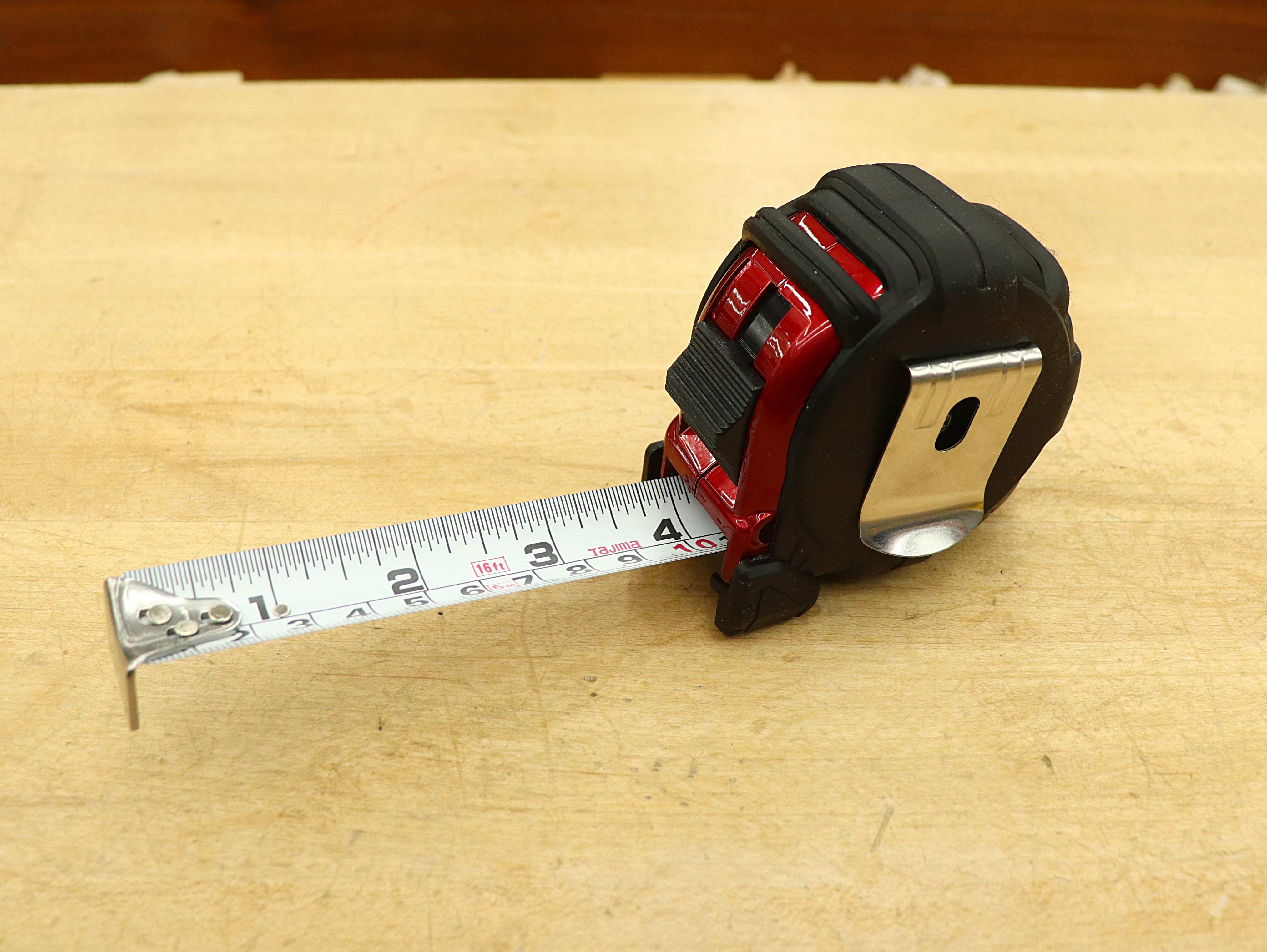 Tajima GS LOCK Measuring Tape 16' x 1in GS-SC16BW from Tajima - Acme Tools