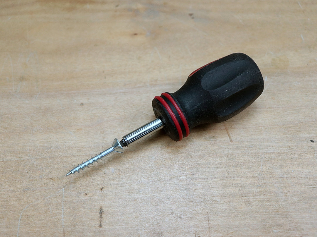 Robertson Stubby Screwdriver #2 (Red) cling-fit