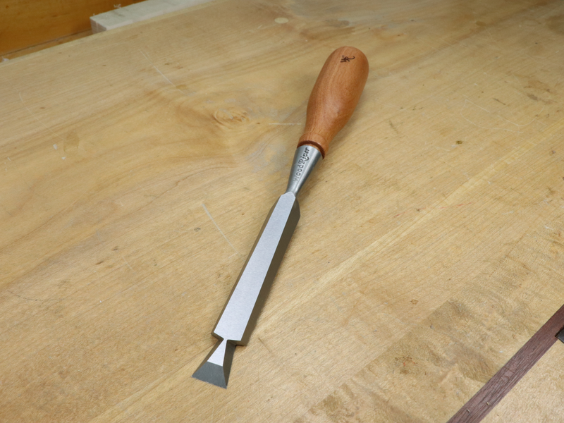 Cosmanized HalfBlind Chisels WoodRiver 5/8 Inch Rob Cosman
